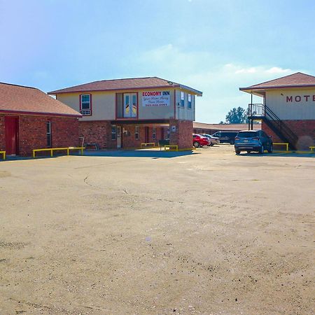 Economy Inn By Oyo Lockport Near Houma Exteriör bild